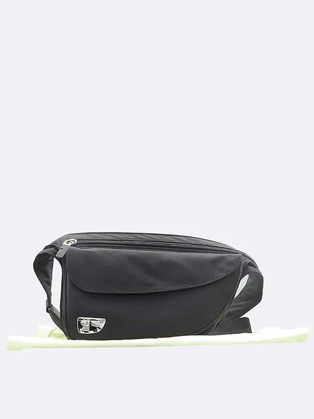 8098197 Black color silver shield patch nylon belt bag - BURBERRY - BALAAN 1