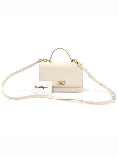 22 D866 Ivory Hammered Calfskin Gold Plated Gancini Mini Top Handle 2WAY - SALVATORE FERRAGAMO - BALAAN 1