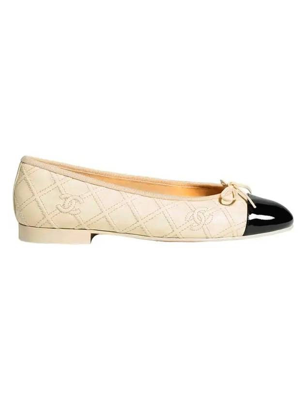 Patent Calfskin Ballerina Shoes Beige Black - CHANEL - BALAAN.