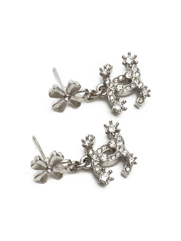 CC logo snowflake drop earrings silver - CHANEL - BALAAN 9