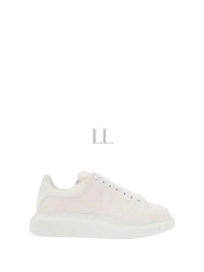 Debossed Logo Low-Top Sneakers White - ALEXANDER MCQUEEN - BALAAN 2