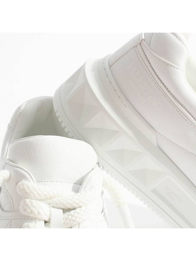 One Stud XL Low-Top Sneakers White - VALENTINO - BALAAN 5