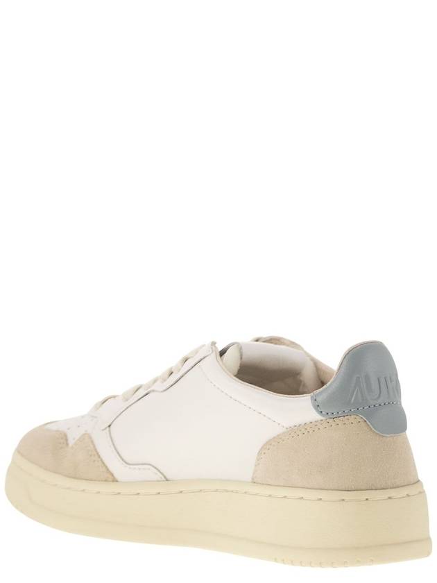 MEDALIST LOW - Leather and Suede Sneakers - AUTRY - BALAAN 3