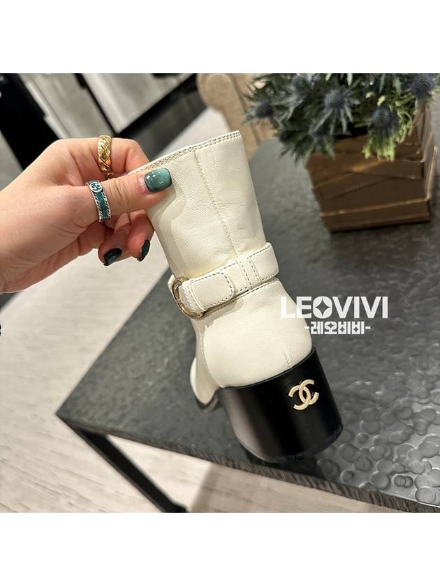 CC logo twotone buckle leather white ankle boots short boots 365 G38067 - CHANEL - BALAAN 9