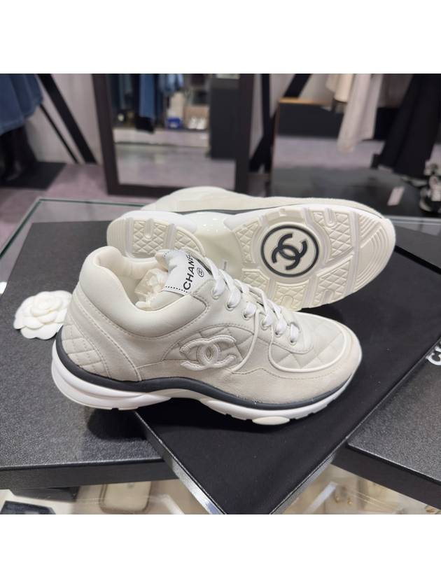 CC logo fabric suede low-top sneakers light Grey - CHANEL - BALAAN 5