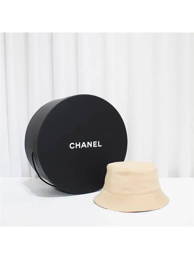 CC Logo Reversible Bucket Hat Beige - CHANEL - BALAAN 4