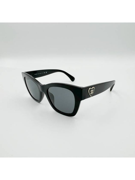 Heart Sunglasses Square Asian Fit Black A71468 - CHANEL - BALAAN 1