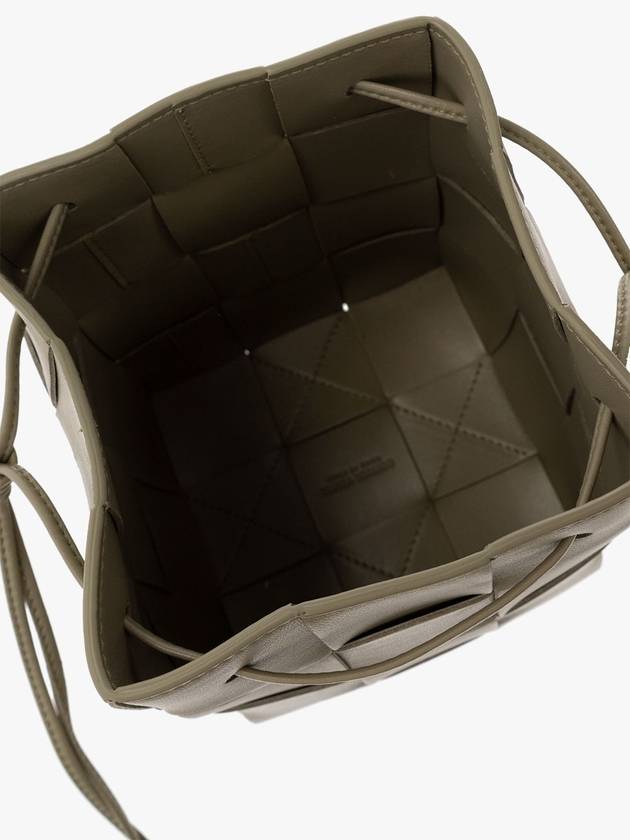 Intrecciato Cassette Small Bucket Bag Travertine - BOTTEGA VENETA - BALAAN 6