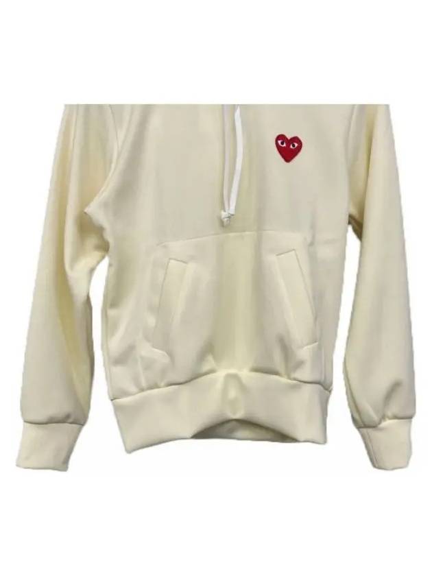 Red Heart Wappen Hoodie Top Ivory - COMME DES GARCONS - BALAAN.