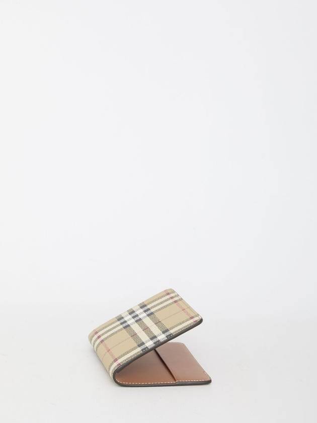 Vintage Check Passport Wallet Beige - BURBERRY - BALAAN 4