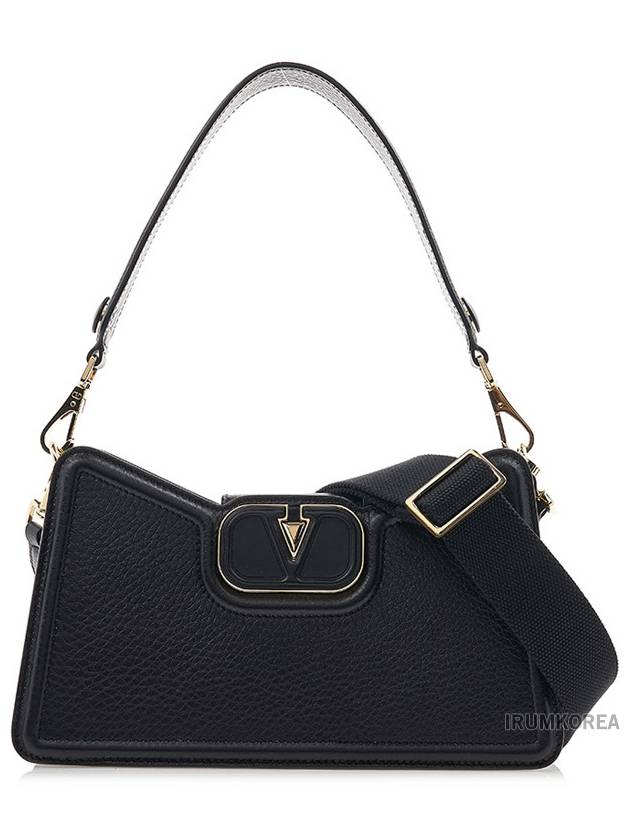 Women's Garavani Logo Shoulder Bag Black - VALENTINO - BALAAN 2