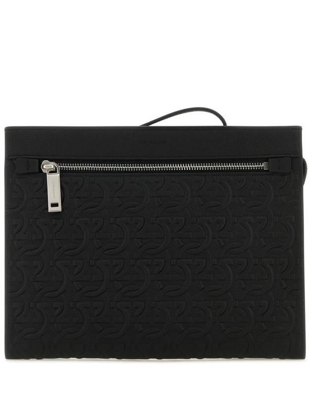 Embossed Logo Zipped Clutch Bag Black - SALVATORE FERRAGAMO - BALAAN 2