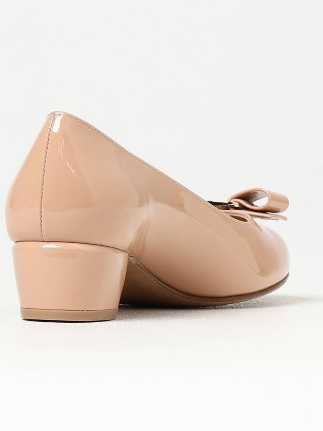 Vara Bow Patent Pumps Beige - SALVATORE FERRAGAMO - BALAAN 4