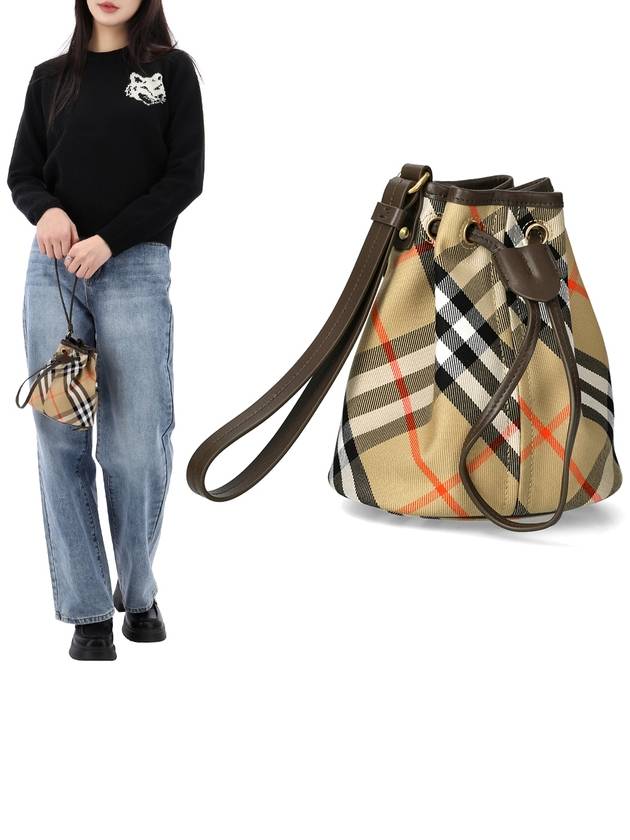 Check Drawstring Bucket Bag Sand - BURBERRY - BALAAN 2