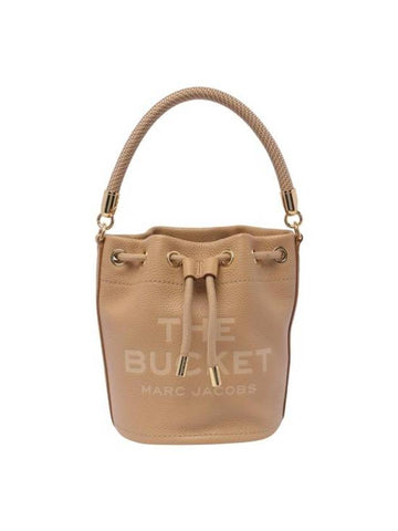 The Leather Bucket Bag Camel - MARC JACOBS - BALAAN 1