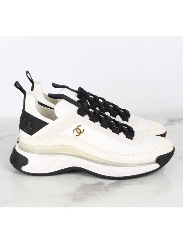 Mixed fiber gold sneakers white 36 5 235 - CHANEL - BALAAN 7