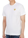 Small Gold Heart Wappen Short Sleeve T-Shirt White P1 T216 4 - COMME DES GARCONS - BALAAN 3