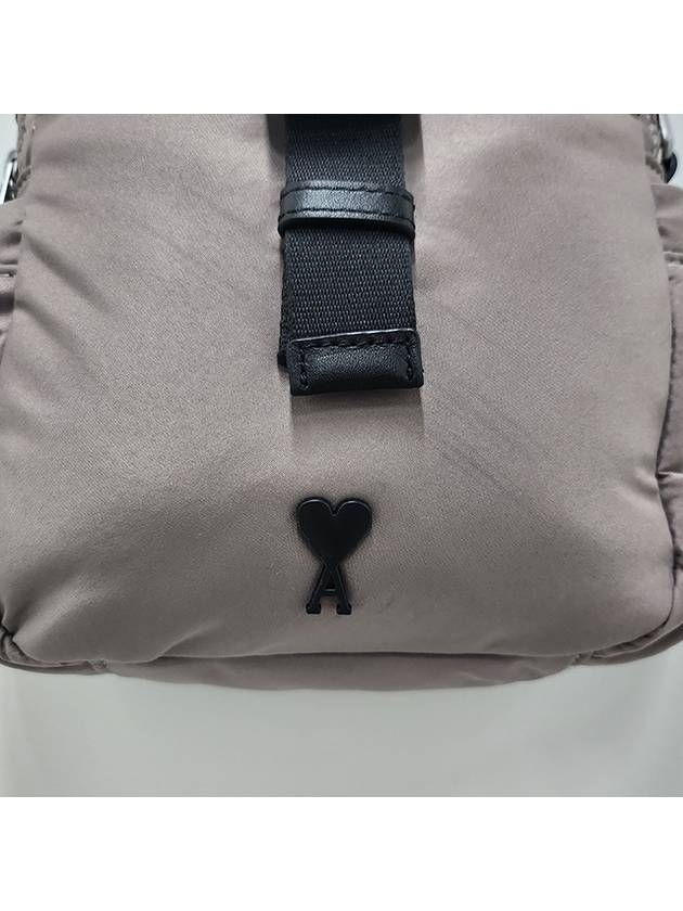 De Coeur Buckle Cross Messenger Bag Taupe - AMI - BALAAN 5