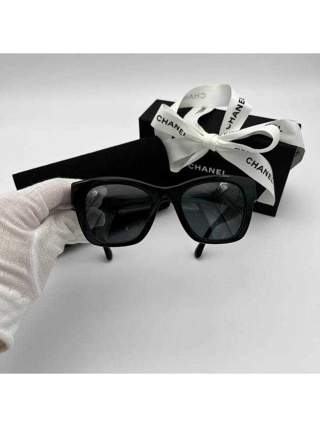 Eyewear Heart Logo Square Sunglasses Black - CHANEL - BALAAN 6