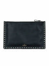 Rockstud Clutch Bag Black - VALENTINO - BALAAN 2