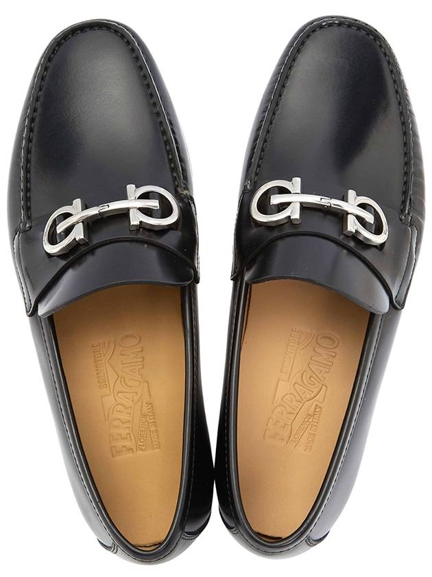 Men's Logo Plaque Loafers Black - SALVATORE FERRAGAMO - BALAAN.