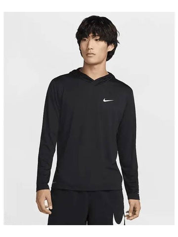 Essential Men s Long Sleeve Hood Hydro Guard Black White FB7436 010 726785 - NIKE - BALAAN 1