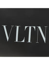 VLTN Logo Rockstud Clutch Bag Black - VALENTINO - BALAAN 8