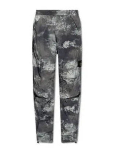 24 662E1 Dissolving Grid Camo On Econyl Regenerated Nylon8015662E1 V0060 Pants 1316797 - STONE ISLAND - BALAAN 1