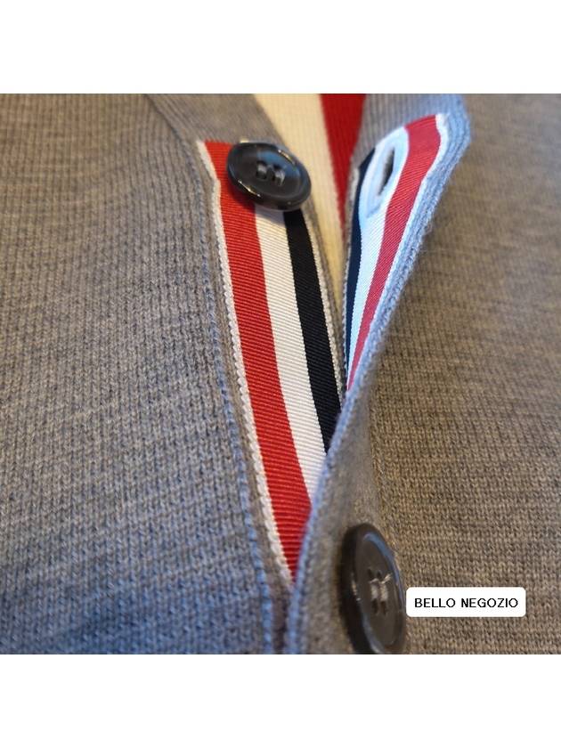 Men's Centerback Stripe Milino Stitch Wool Cardigan Light Grey - THOM BROWNE - BALAAN 5