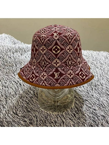 WoW Women's Hat Since 1854 Bucket Hat MP2831 - LOUIS VUITTON - BALAAN 1