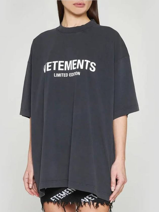 Logo Limited Edition Crew Neck Cotton Short Sleeve T-Shirt Black - VETEMENTS - BALAAN 2