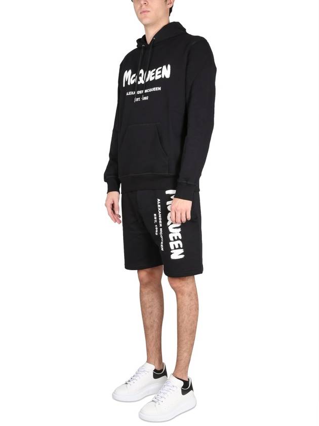 Men's White Graffiti Logo Shorts Black - ALEXANDER MCQUEEN - BALAAN 3