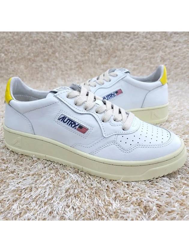 Men's Medalist Leather Low Top Sneakers White - AUTRY - BALAAN 2