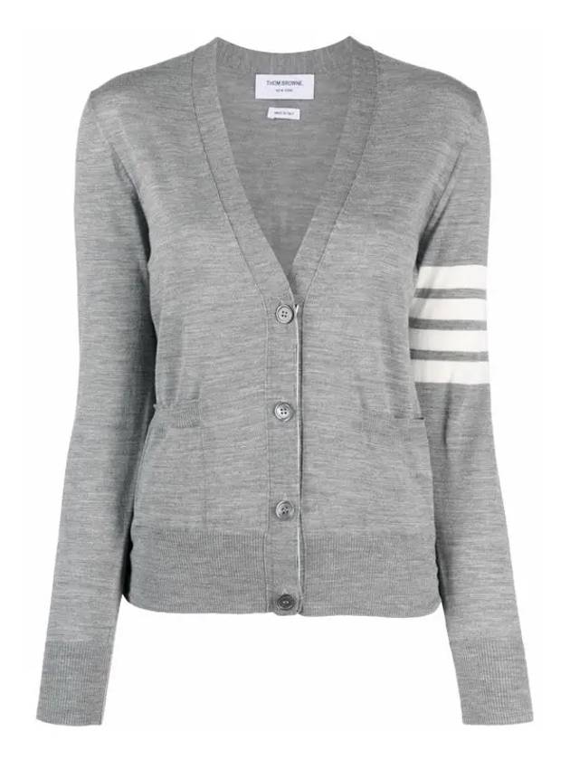 Sustainable Fine Merino Wool 4-Bar Relaxed Fit V-Neck Cardigan Light Grey - THOM BROWNE - BALAAN 2