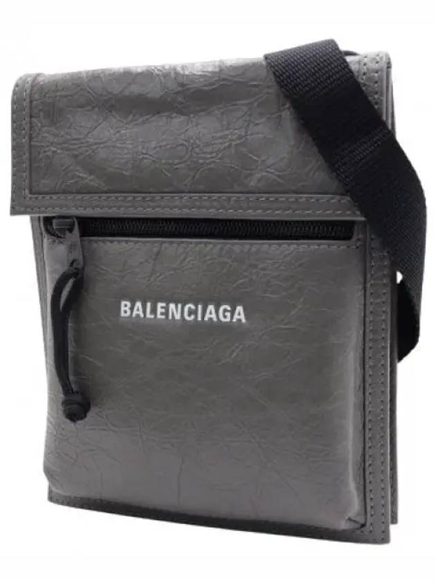 655982 1VG7X 1404 Explorer Strap Pouch Bag - BALENCIAGA - BALAAN 2