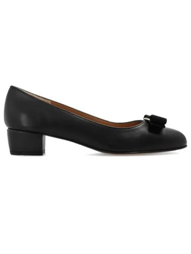 Salvatore Women's Vara Pumps Heel Black - SALVATORE FERRAGAMO - BALAAN 2