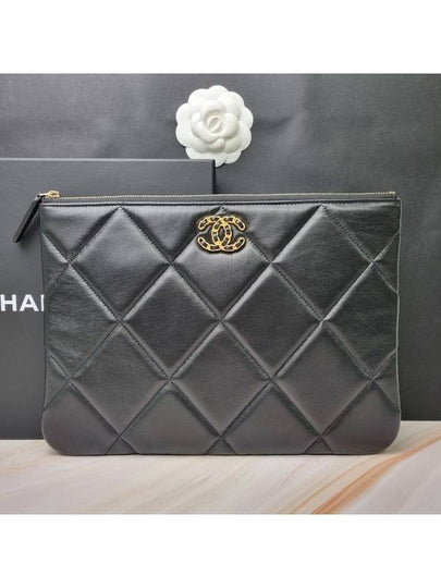 19 Lambskin Medium Clutch Bag Black - CHANEL - BALAAN 2