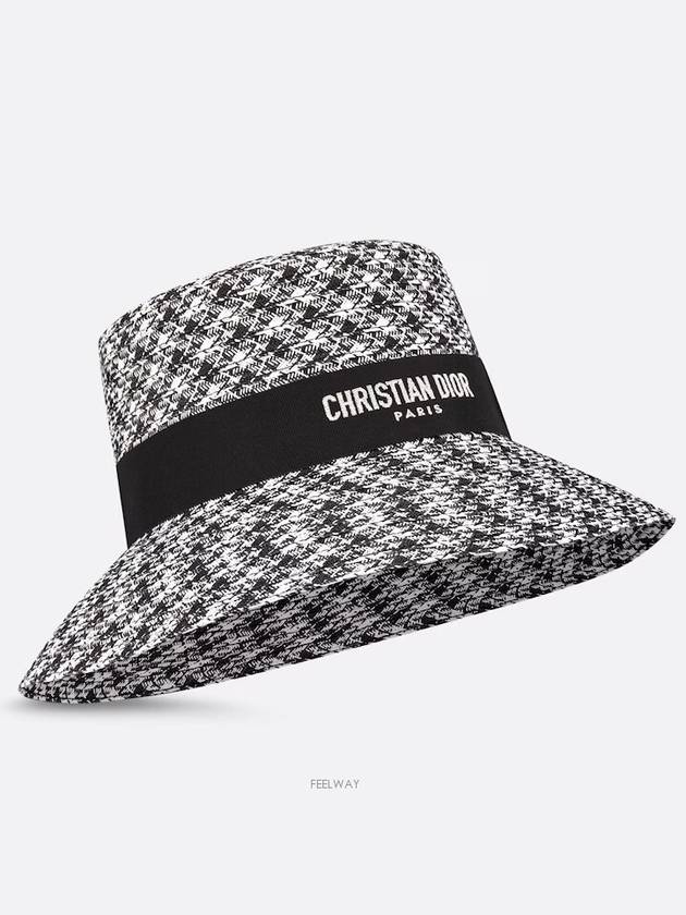 D-Bobby Houndstooth Large Straw Bucket Hat White Black - DIOR - BALAAN 3