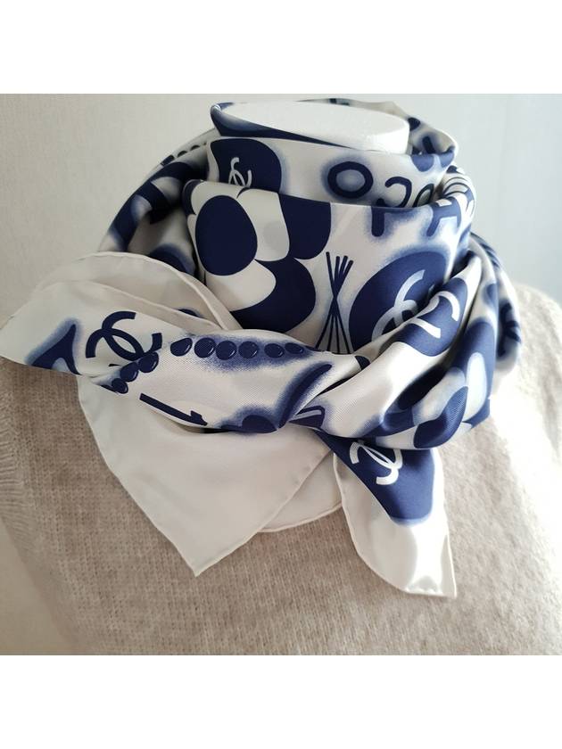 Ballerina Coco Square Scarf White - CHANEL - BALAAN 6