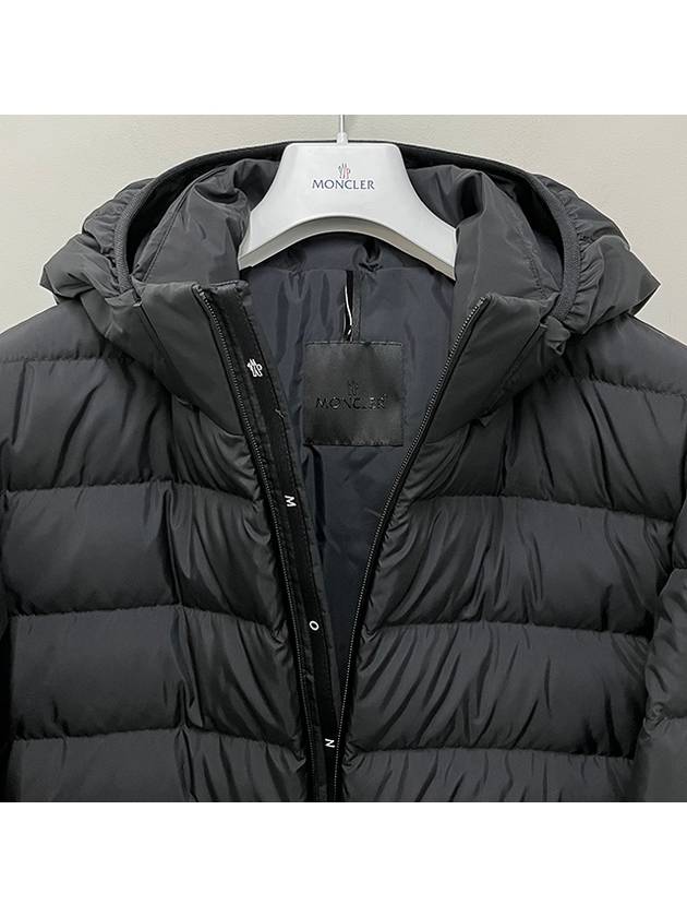 Men s Logo Patch JELUZ Down Padded Jacket Black 1A00050 5973I 999 - MONCLER - BALAAN 10