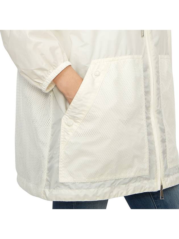 Women's Iole Logo Patch Windbreaker White - MONCLER - BALAAN 10