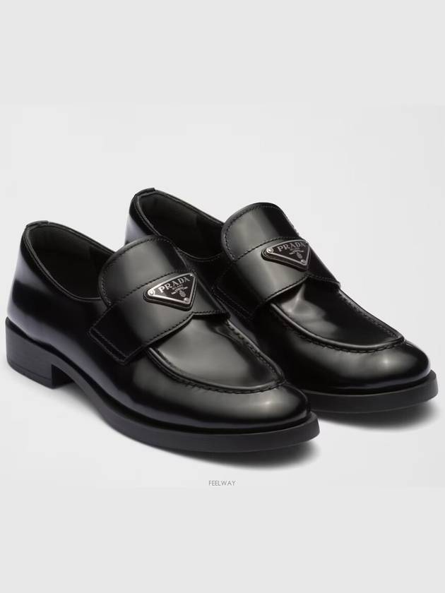 Triangle Logo Brush Leather Loafers Black - PRADA - BALAAN 3