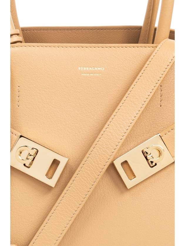 FERRAGAMO ‘Hug’ Shoulder Bag, Women's, Beige - SALVATORE FERRAGAMO - BALAAN 6