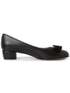 Ferragamo Vara Bow Women's Pumps VARA 1 NERO 0765658 Foot C - SALVATORE FERRAGAMO - BALAAN 4