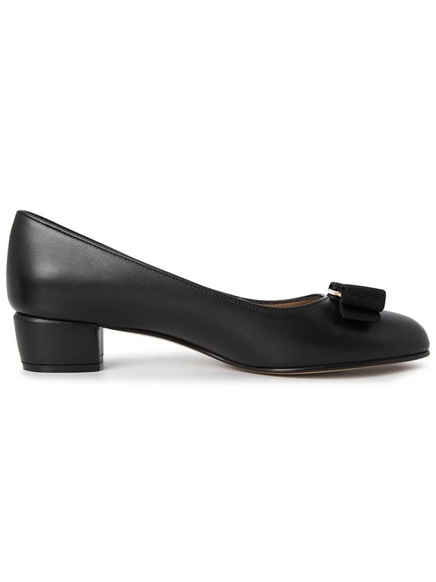 Women's Vara Pumps Black - SALVATORE FERRAGAMO - BALAAN 5