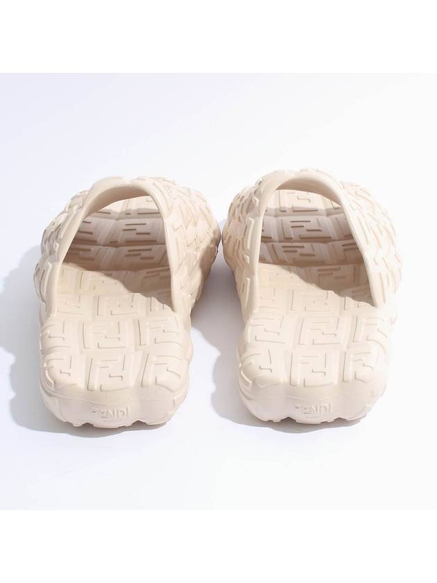 Logo Cloud Rubber Slippers Camelia - FENDI - BALAAN 4