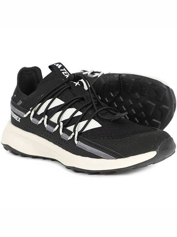 Terrex Voyager 21 Travel Low-Top Sneakers Black - ADIDAS - BALAAN 1