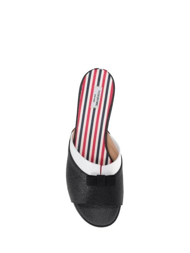 Bow Pebble Grain Leather Slippers Black - THOM BROWNE - BALAAN 5