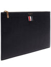 Pebble Grain Three Stripes Zipper Small Clutch Bag Black - THOM BROWNE - BALAAN 4