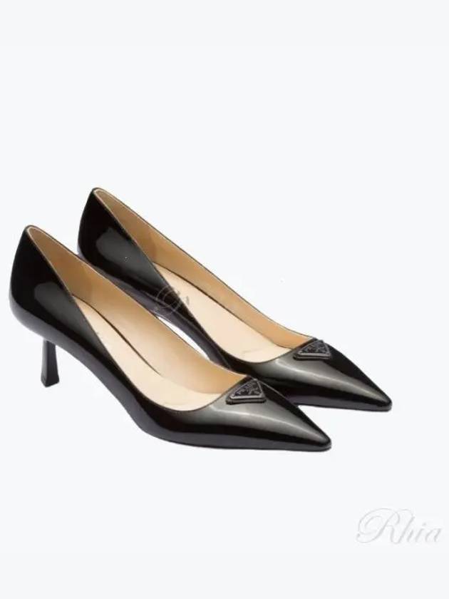 Women' Triangle Logo Patent Leather Pumps Black - PRADA - BALAAN 2